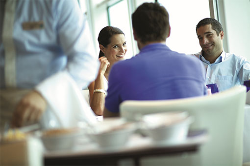 Thư giãn trên du thuyền